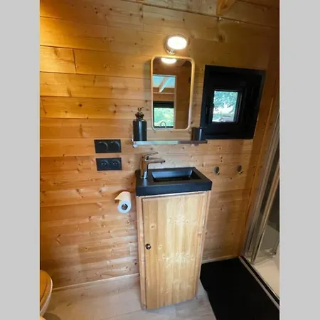 Myinsolite - Tiny-house, Jacuzzi, Brasero, Piscine 木屋 艾格-莫尔特