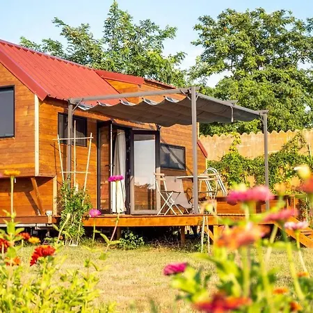 Шале Myinsolite - Tiny-house, Jacuzzi, Brasero, Piscine *