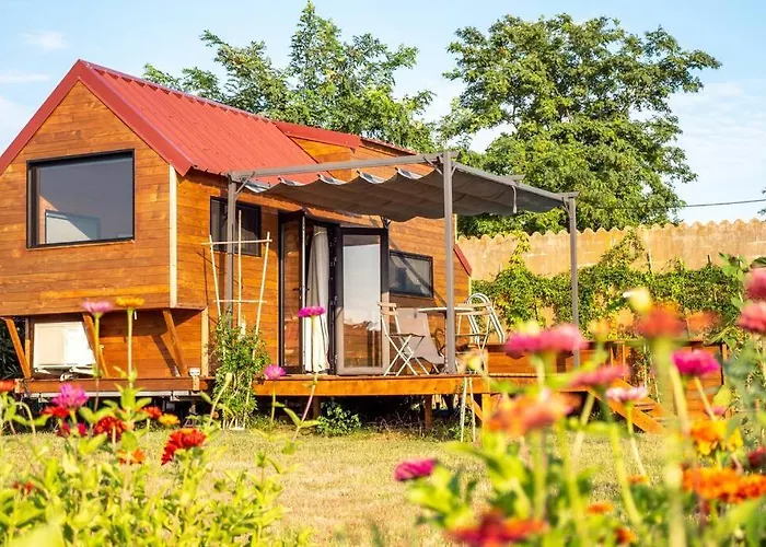 Шале Myinsolite - Tiny-house, Jacuzzi, Brasero, Piscine *