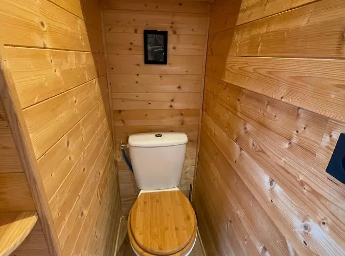Шале Myinsolite - Tiny-house, Jacuzzi, Brasero, Piscine *