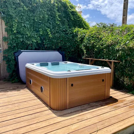 Myinsolite - Tiny-house, Jacuzzi, Brasero, Piscine