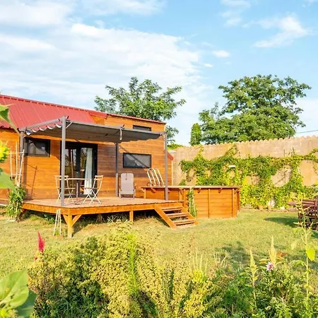 Myinsolite - Tiny-house, Jacuzzi, Brasero, Piscine Aigues-Mortes