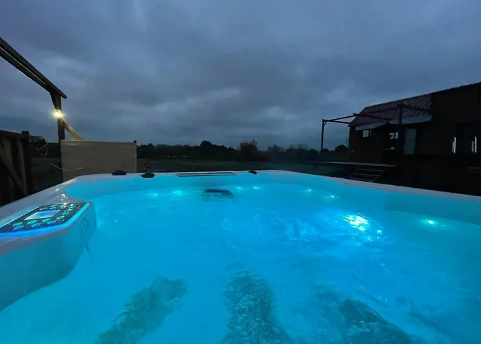 Myinsolite - Tiny-house, Jacuzzi, Brasero, Piscine *