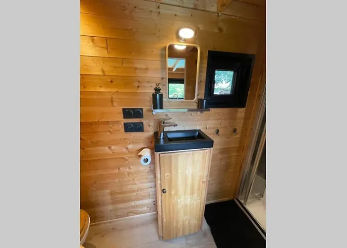 Myinsolite - Tiny-house, Jacuzzi, Brasero, Piscine Chalé Aigues-Mortes